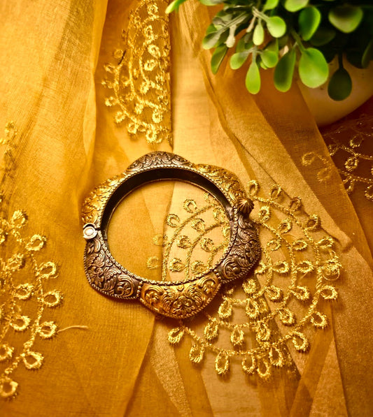 Antique Dual Tone Carved Single Kada Bangle for Women