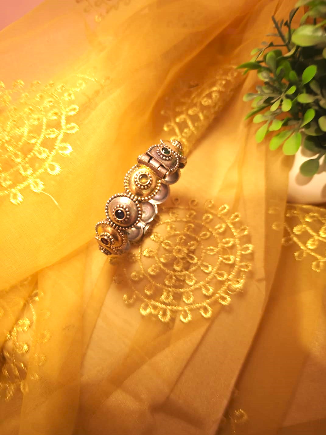 Antique Dual Tone Stone Kada single bangle