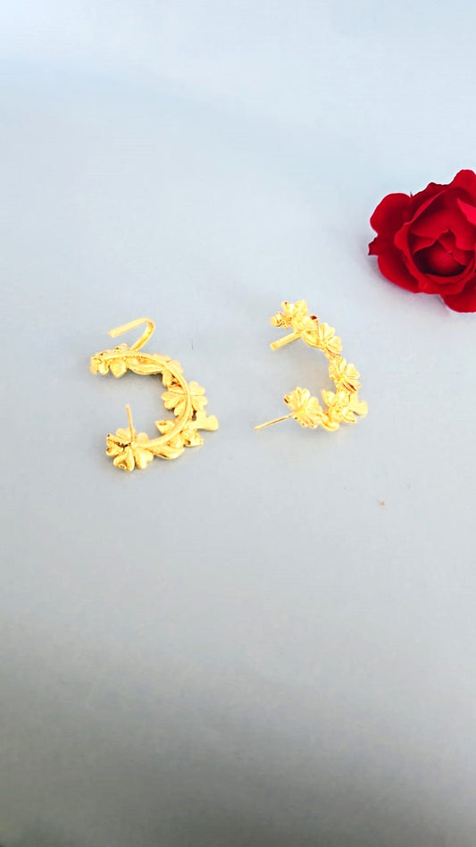 Elegant Gold Finish Floral Ear Cuff Earrings for Women