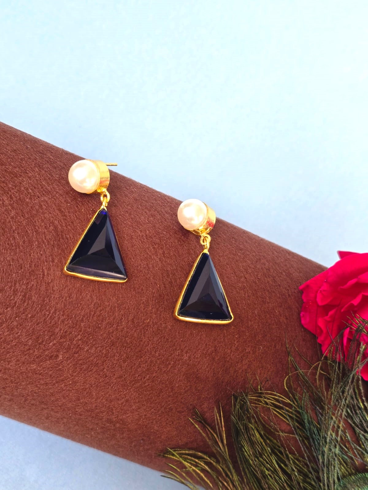 gold-plated geometric drop earring