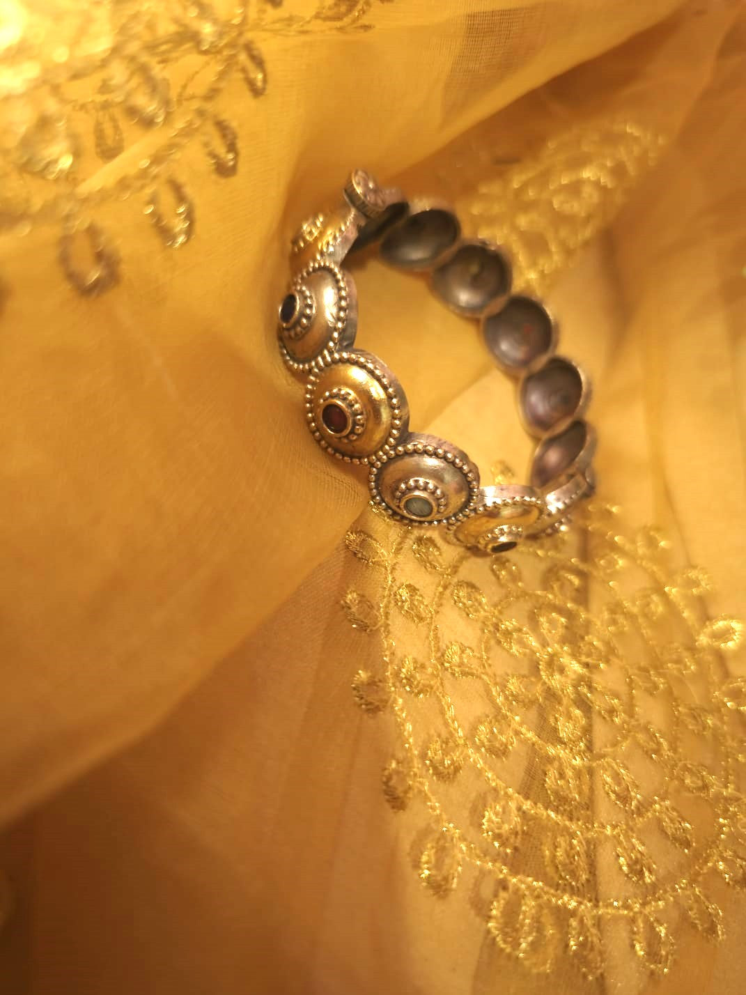 Antique Dual Tone Stone Kada  single bangle
