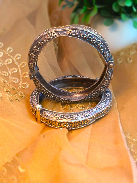 Dual Tone Silver Replica Openable Bangles in pair – Antique Gold & Oxidized Floral Engraved Kada Pair