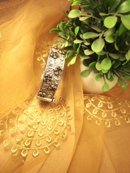 Dual Tone Floral Oxidised Kada Bangle (Single piece )