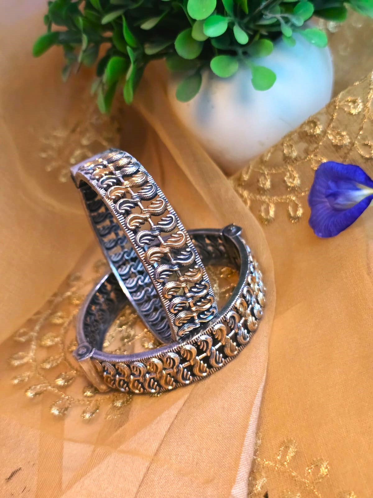 RavJyoti Antique Engraved Royal Kada pair