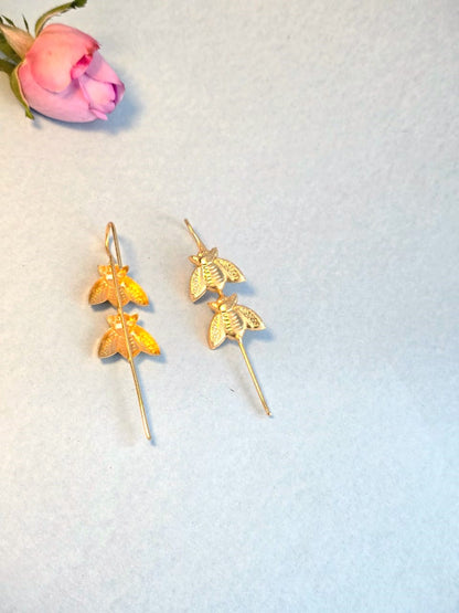 RavJyoti Gold-Toned Bee Motif Long Ear Cuffs | Non-Piercing Minimal Statement Ear Cuffs for Women