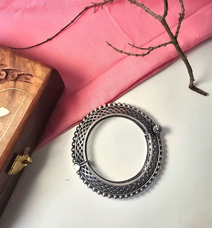 Vintage Oxidized Silver Replica Bangle for Women | RavJyoti Royal Jaal Oxidized Kada (in pair)