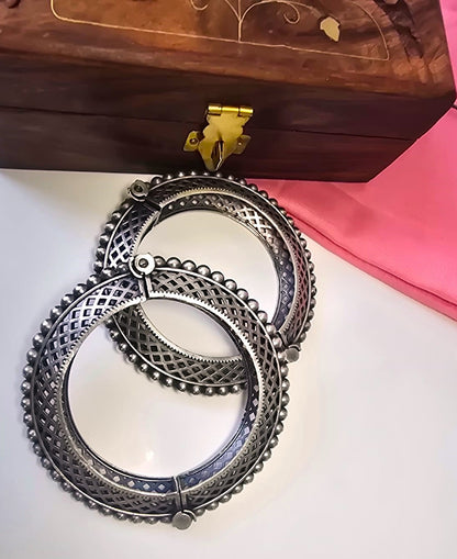 Vintage Oxidized Silver Replica Bangle for Women | RavJyoti Royal Jaal Oxidized Kada (in pair)