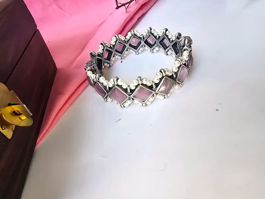 Vintage Pink Monalisa Stone  Single Piece Kada with Pearl Detailing