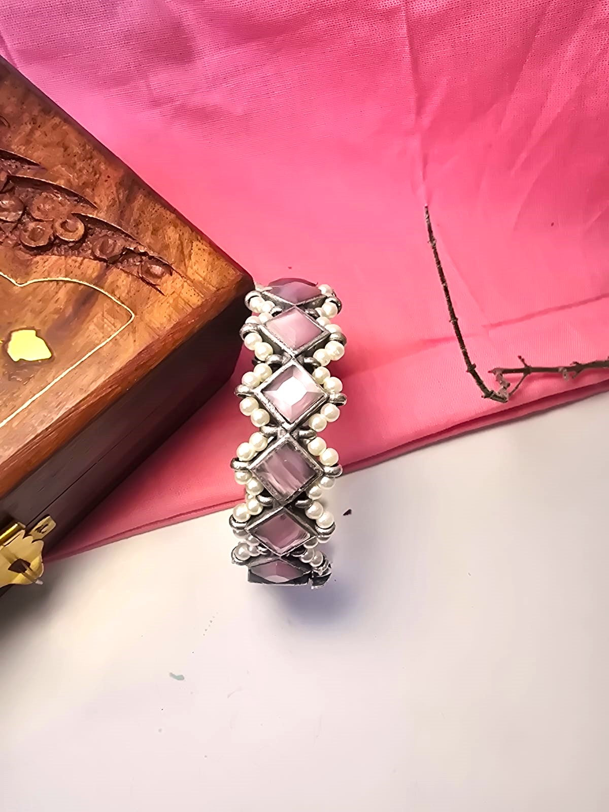 Vintage Pink Monalisa Stone  Single Piece Kada with Pearl Detailing