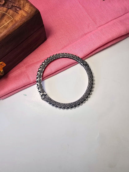 Vintage Oxidized Silver Replica Bangle for Women (in pair)