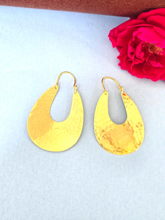 gold-finish textured hoop earrings- Elegant brass Hoop earrings