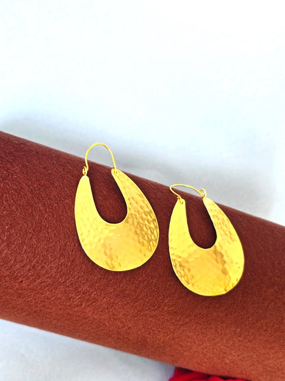gold-finish textured hoop earrings- Elegant brass Hoop earrings